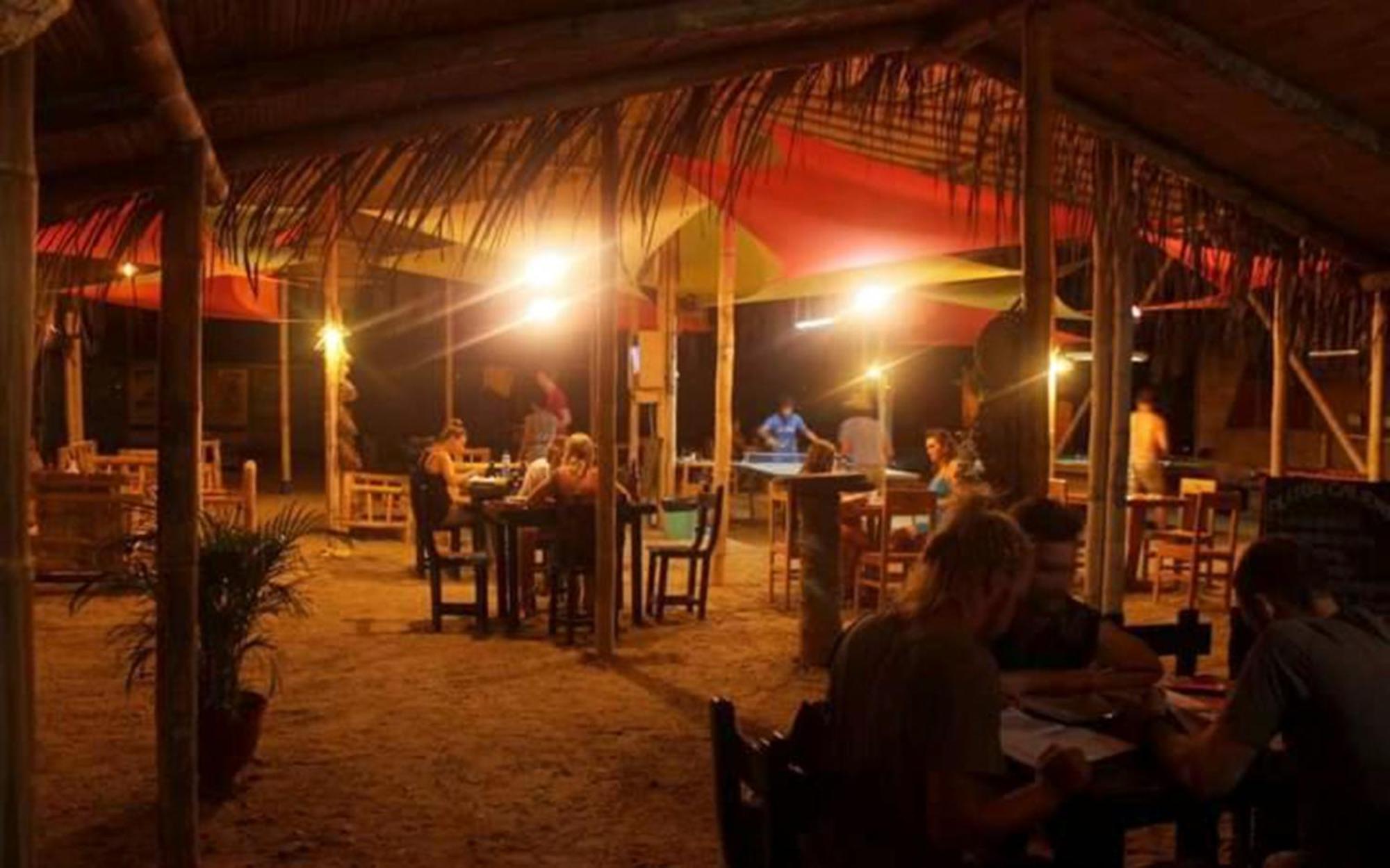 Zaigon Kite Surf Acomodação com café da manhã Máncora Exterior foto